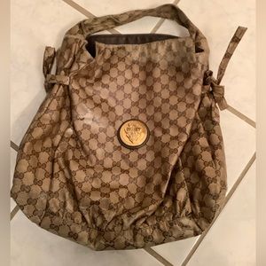Gucci Crystal Hysteria bag. 2015 Discontinued. Brown GG logo